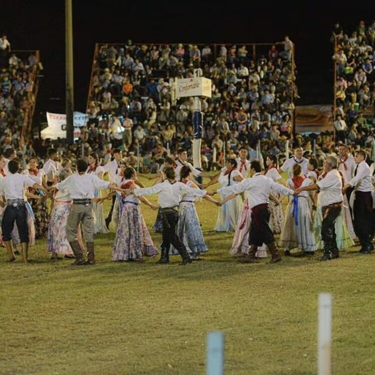 Público en el festival de Diamante Baila